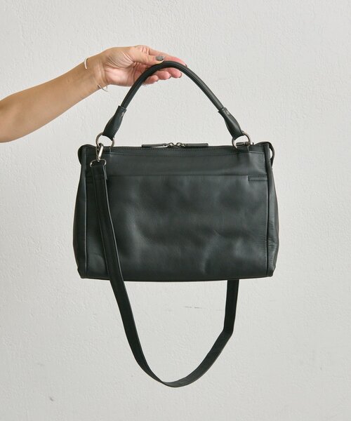 本革/A4サイズ対応》2wayスクエアショルダーバッグ（ショルダー