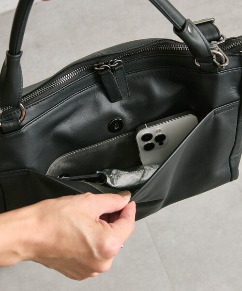 本革/A4サイズ対応》2wayスクエアショルダーバッグ（ショルダーバッグ