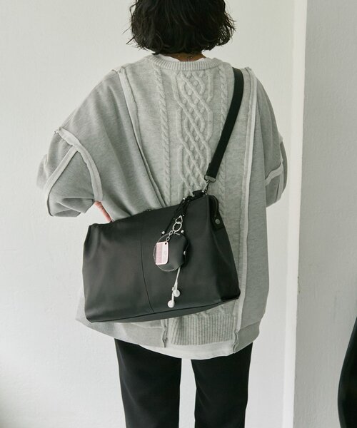 本革/A4サイズ対応》2wayスクエアショルダーバッグ（ショルダーバッグ