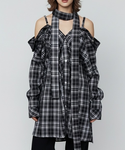 DURAS(デュラス)の「オフショルマルチチェックシャツ(シャツ/ブラウス・レディース・ブラウン/ネイビー/ブラック・FREE)」の4枚目の写真