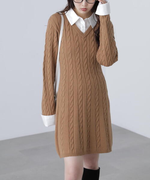 FREE'S MART（フリーズマート）の「◆レイヤード風ケーブルニットミニワンピース（ワンピース・レディース・ベージュ/ネイビー・SMALL/MEDIUM）」の6枚目の写真