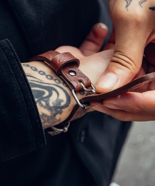 Subciety（サブサエティ）の「Medaille paisley bracelet（ブレスレット・メンズ・ブラック/ブラウン・FREE）」の14枚目の写真