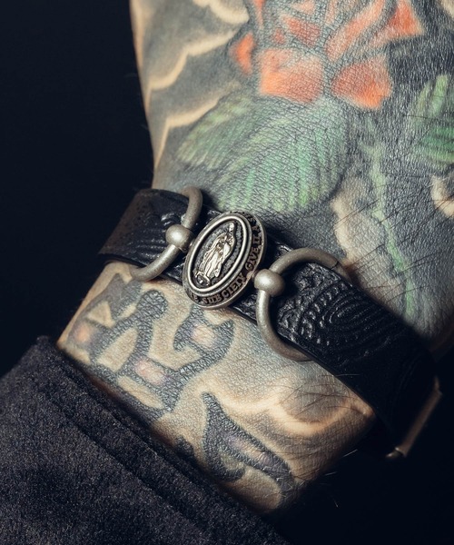 Subciety（サブサエティ）の「Medaille paisley bracelet（ブレスレット・メンズ・ブラック/ブラウン・FREE）」の20枚目の写真