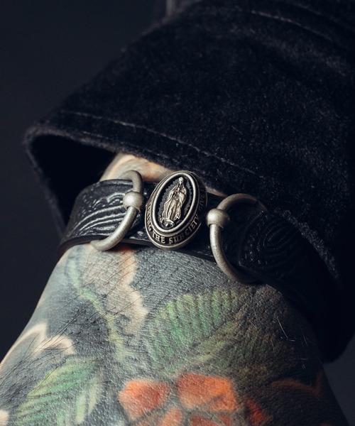 Subciety（サブサエティ）の「Medaille paisley bracelet（ブレスレット・メンズ・ブラック/ブラウン・FREE）」の21枚目の写真