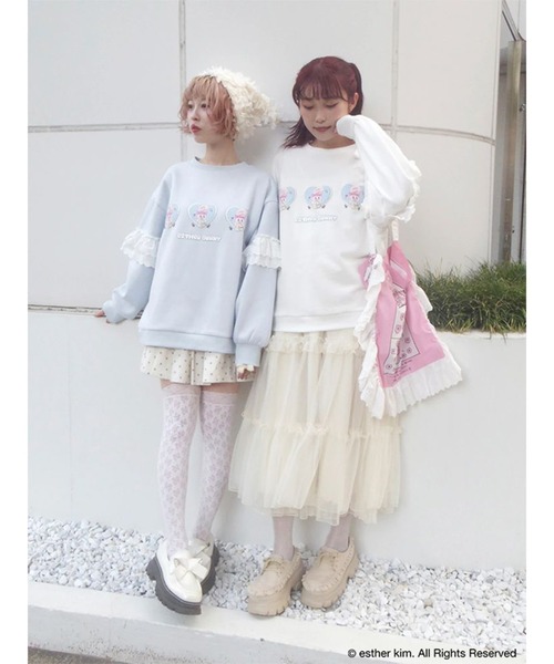 merry jenny(メリージェニー)の「【Esther Bunny×merry jenny】ぷくぷくハート裏起毛トップス(スウェット・レディース・オフホワイト/ライトブルー/ピンク・FREE)」の2枚目の写真