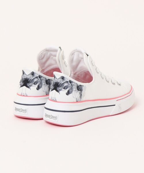 SKECHERS(スケッチャーズ)の「【SKECHERS】スケッチャーズ SLIP-INS:SNOOP ONE-BOSS LIFE CANVAS(スリップインズ:スヌープワン - ボス ライフ キャンバス)レースアップスニーカー 186000(スニーカー・レディース・ネイビー/ホワイト×ブルー/ブラック×パープル・23.0cm/23.5cm/24.0cm/24.5cm/25.0cm)」の4枚目の写真