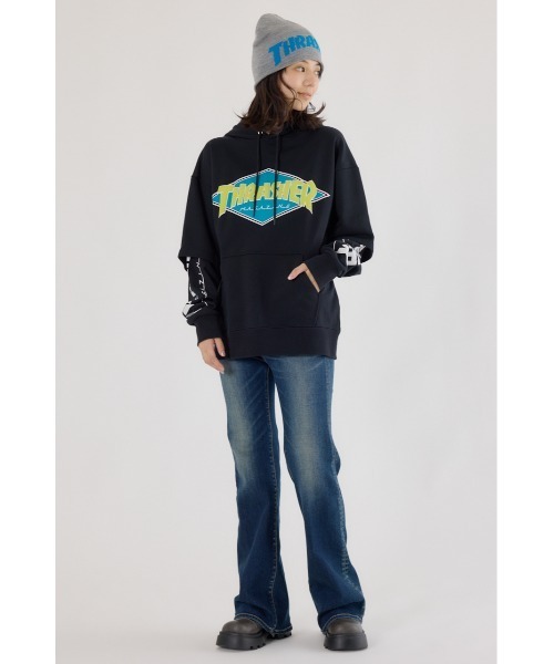 RODEO CROWNS WIDE BOWL（ロデオクラウンズワイドボウル）の「THRASHER レイヤードスウェットパーカー（パーカー・レディース・ブラック/ブルー/グレー×ホワイト・MEDIUM/LARGE）」の13枚目の写真