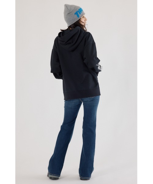 RODEO CROWNS WIDE BOWL（ロデオクラウンズワイドボウル）の「THRASHER レイヤードスウェットパーカー（パーカー・レディース・ブラック/ブルー/グレー×ホワイト・MEDIUM/LARGE）」の14枚目の写真