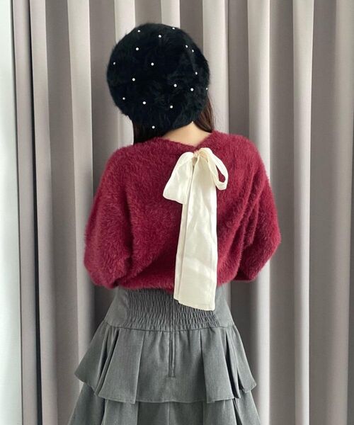 MAJESTIC LEGON(マジェスティックレゴン)の「バックリボンシャギーニット(ニット/セーター・レディース・アイボリー/ピンク/レッド/ラベンダー/チャコールグレー・MEDIUM)」の5枚目の写真