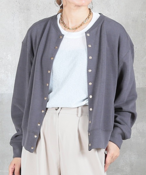 CLOVER DEPOT(クローバーデポ)の「ショート丈カーディガン(CLOVER DEPOT)(カーディガン/ボレロ・レディース・ブラック/ベージュ/チャコールグレー・L/M)」の5枚目の写真