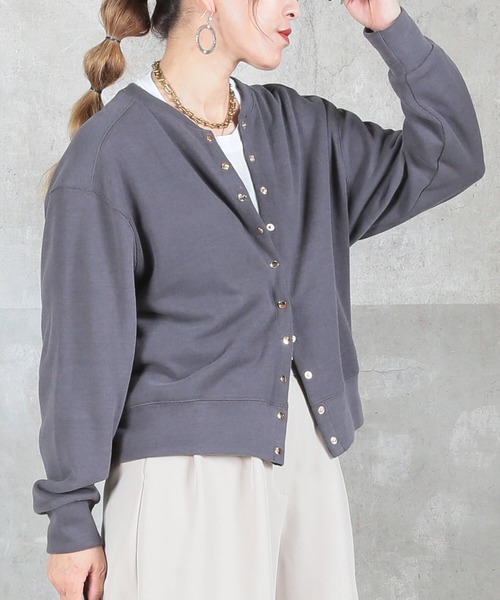 CLOVER DEPOT(クローバーデポ)の「ショート丈カーディガン(CLOVER DEPOT)(カーディガン/ボレロ・レディース・ブラック/ベージュ/チャコールグレー・L/M)」の6枚目の写真