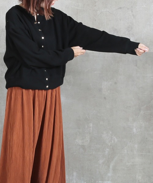 CLOVER DEPOT(クローバーデポ)の「ショート丈カーディガン(CLOVER DEPOT)(カーディガン/ボレロ・レディース・ブラック/ベージュ/チャコールグレー・L/M)」の14枚目の写真