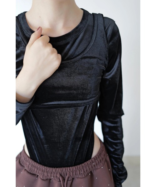 TRUNC（トランクエイティーエイト）の「Velour 2way Body Suits（Tシャツ/カットソー・レディース・ブラック/ブラウン・FREE）」の3枚目の写真