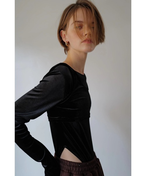 TRUNC（トランクエイティーエイト）の「Velour 2way Body Suits（Tシャツ/カットソー・レディース・ブラック/ブラウン・FREE）」の9枚目の写真