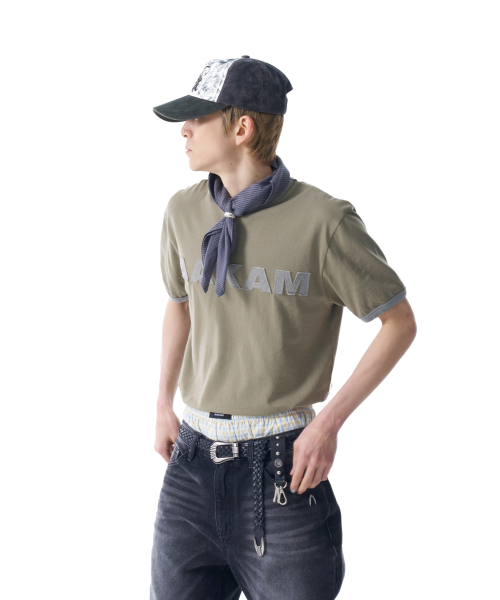 AAKAM(アーカム)の「Logo Patch Ringer Top (Khaki-Gray)(Tシャツ/カットソー・レディース・その他・1/2)」の7枚目の写真