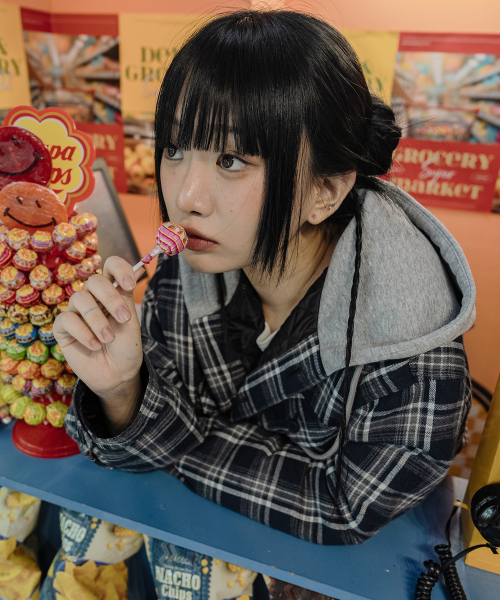 LEMAIN SECOND（リメインセカンド）の「オーバーサイズフランネルポケットチェックフードジャケット[ネイビー]（その他アウター・レディース・その他・MEDIUM/LARGE）」の3枚目の写真