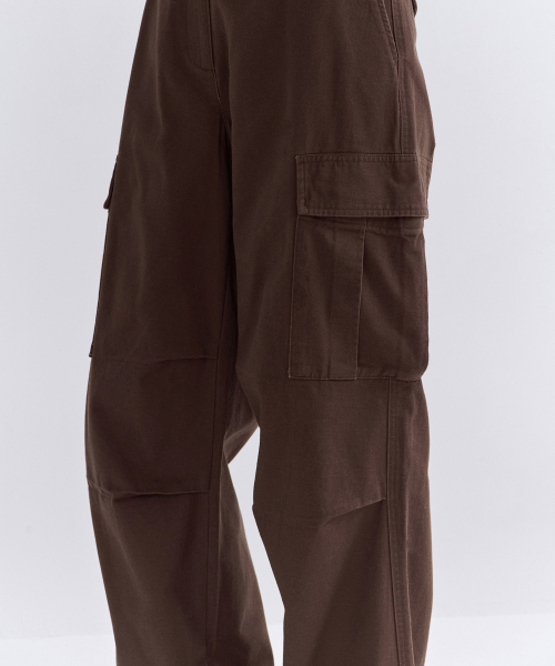 MUSINSA STANDARD WOMAN（ムシンサスタンダードウーマン）の「ウィメンズ薄起毛ワイドカーゴパンツ [バロックブラウン]（その他パンツ・レディース・その他・30/24/25/26/27/28/29）」の11枚目の写真
