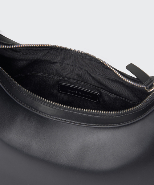 MUSINSA STANDARD WOMAN（ムシンサスタンダードウーマン）の「アーチホーボバッグ [ブラック]（ショルダーバッグ・レディース・その他・FREE）」の11枚目の写真