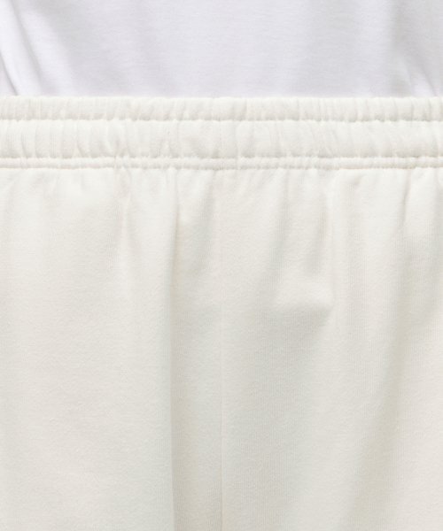 MUSINSA STANDARD WOMAN（ムシンサスタンダードウーマン）の「レディースリラックススウェットパンツ【クリーム】（スウェットパンツ・レディース・その他・SMALL/MEDIUM/LARGE/X-SMALL）」の3枚目の写真