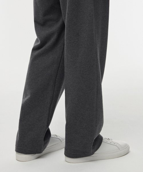 MUSINSA STANDARD（ムシンサスタンダード）の「ラウンジスウェットパンツ【チャコールグレー】（スウェットパンツ・メンズ・その他・SMALL/MEDIUM/LARGE/X-LARGE）」の8枚目の写真