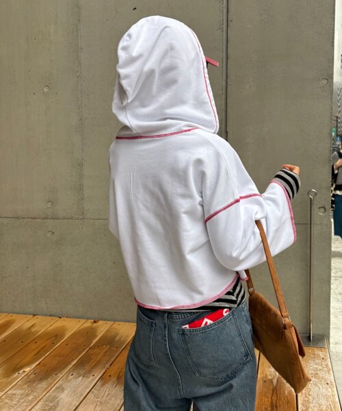 HELLO.SANFRANCISCO（ハローサンフランシスコ）の「■【HELLO.SANFRANCISCO/ハローサンフランシスコ】フーディープリントパーカー（パーカー・レディース・ホワイト/レッド/グレー・ONE SIZE）」の9枚目の写真