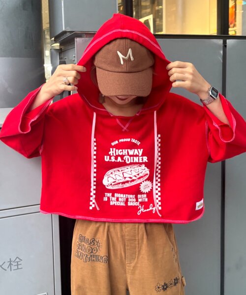 HELLO.SANFRANCISCO（ハローサンフランシスコ）の「■【HELLO.SANFRANCISCO/ハローサンフランシスコ】フーディープリントパーカー（パーカー・レディース・ホワイト/レッド/グレー・ONE SIZE）」の13枚目の写真