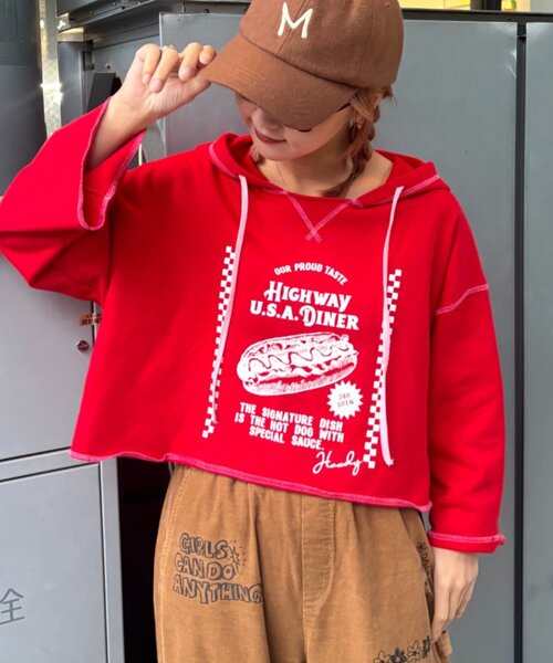 HELLO.SANFRANCISCO（ハローサンフランシスコ）の「■【HELLO.SANFRANCISCO/ハローサンフランシスコ】フーディープリントパーカー（パーカー・レディース・ホワイト/レッド/グレー・ONE SIZE）」の14枚目の写真