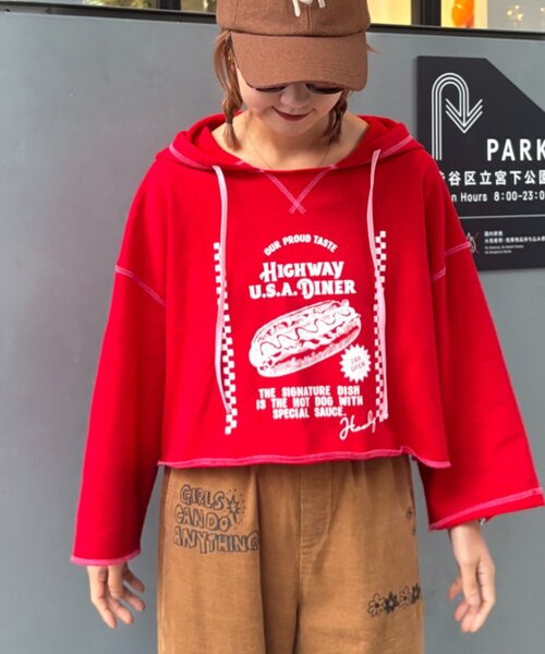 HELLO.SANFRANCISCO（ハローサンフランシスコ）の「■【HELLO.SANFRANCISCO/ハローサンフランシスコ】フーディープリントパーカー（パーカー・レディース・ホワイト/レッド/グレー・ONE SIZE）」の15枚目の写真