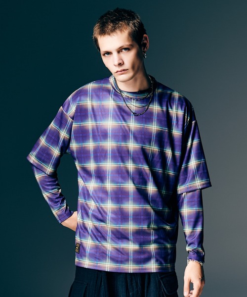 glamb(グラム)の「Tech Mesh Check Cutsew / テックメッシュチェックカットソー(Tシャツ/カットソー・メンズ・パープル/レッド・S/M/L)」の1枚目の写真