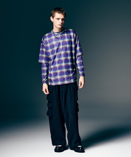 glamb(グラム)の「Tech Mesh Check Cutsew / テックメッシュチェックカットソー(Tシャツ/カットソー・メンズ・パープル/レッド・S/M/L)」の8枚目の写真