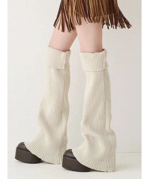 EVRIS(エヴリス)の「レッグウォーマーセットチャンキーヒールローファー(ブーツ・レディース・ブラック/ブラウン・MEDIUM/LARGE/SMALL)」の2枚目の写真