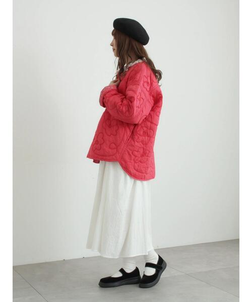 TSUHARU by Samansa Mos2(ツハルバイサマンサモスモス)の「コード刺繍フラワー柄裏地キルトジャケット(ノーカラージャケット・レディース・キナリ/レッド/ブラック・F)」の18枚目の写真