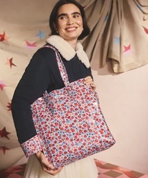 ラージ ブックバッグFolding Star Ditsy