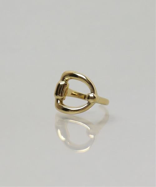 ieLS（イエルズ）の「金属アレルギー対応「ieLS」ステンレス　バックルモチーフ フリーリング（リング・メンズ・ゴールド/シルバー・FREE）」の15枚目の写真