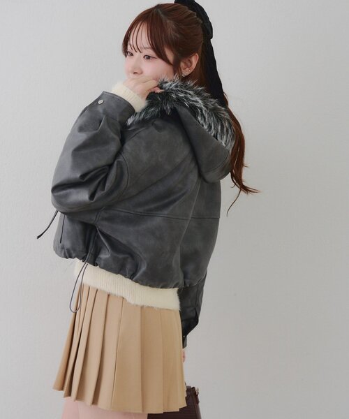 Another Branch olive des olive（アナザーブランチオリーブデオリーブ）の「フードファーリボンブルゾン（ブルゾン・レディース・チャコールグレー/アイボリー/ブラウン・FREE）」の14枚目の写真