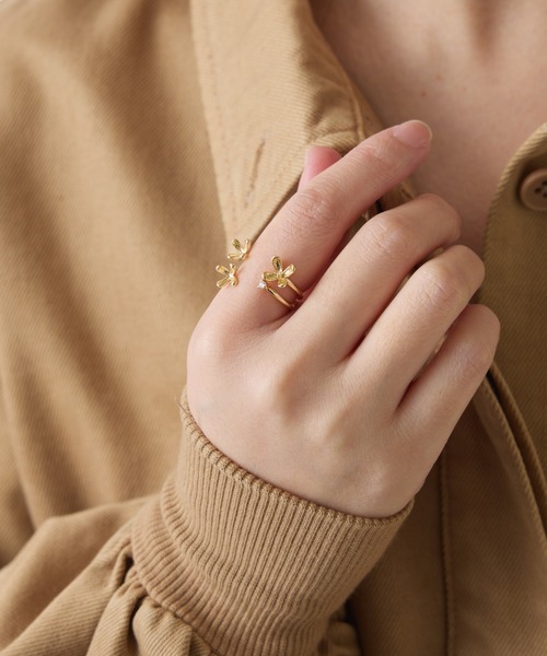 PAPILLONNER（パピヨネ）の「PAPILLONNER/フラワーリング/2点セット（リング・レディース・ゴールド・FREE）」の6枚目の写真