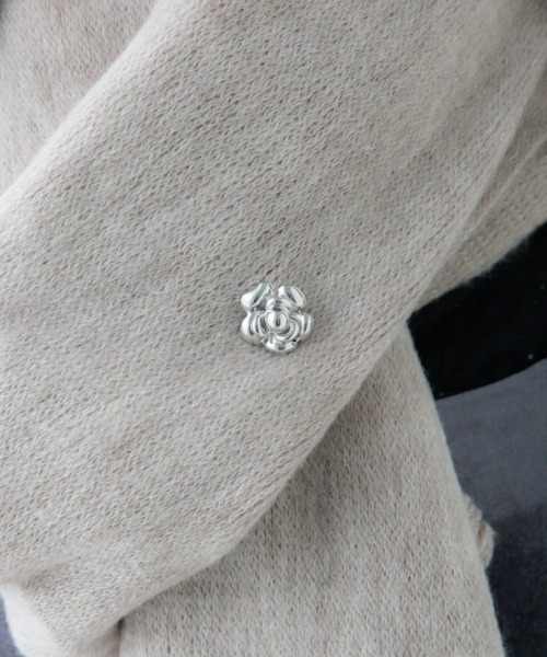 flower（フラワー）の「プチフラワーブローチ（ブローチ/コサージュ・レディース・シルバー/ゴールド・FREE）」の2枚目の写真