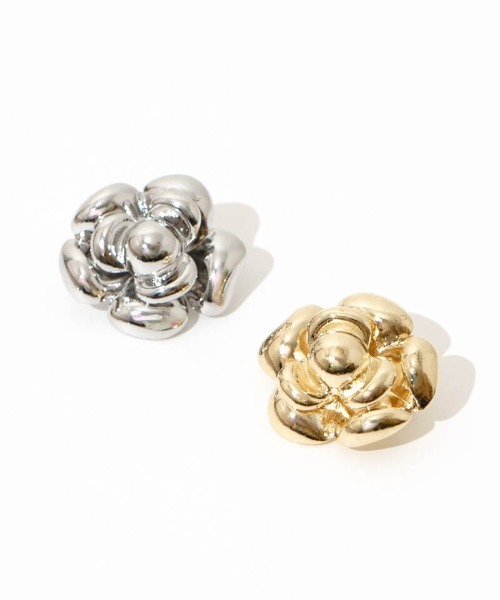 flower（フラワー）の「プチフラワーブローチ（ブローチ/コサージュ・レディース・シルバー/ゴールド・FREE）」の4枚目の写真