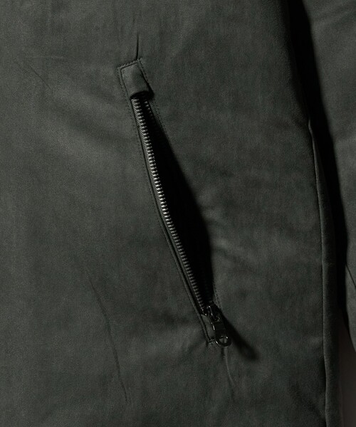 A DAY IN THE LIFE UNITED ARROWS(アデイインザライフユナイテッドアローズ)の「スエードライク ダウンブルゾン<A DAY IN THE LIFE>(ブルゾン・メンズ・ベージュ/ネイビー/グレー系・XL/M/L)」の5枚目の写真