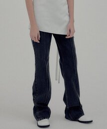 MOONSUN（ムーンサン）の「UNISEX Signature Pin Tuck Boots Cut Denim Pants [Washed Out Black]（デニムパンツ・メンズ）」