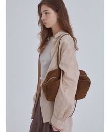 OTHER TEMPO（アザーテンポ）の「アウアーバッグ_スエード（ショルダーバッグ）」