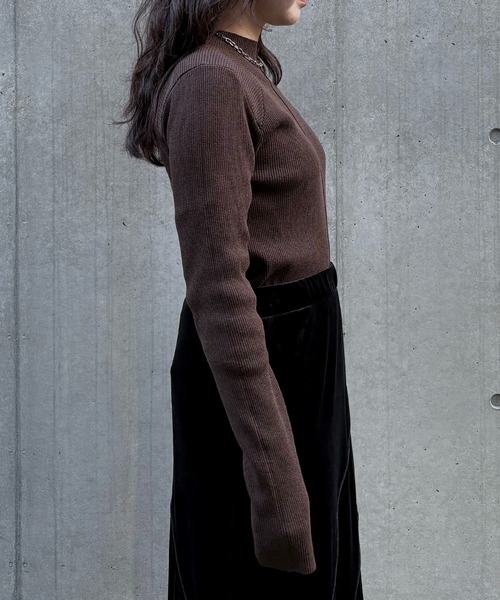 &g'aime(アンジェム)の「【&g'aime 】ラメアウトリンキングベーシックリブニット Lame Out-Linking Basic Rib Knit(ニット/セーター・レディース・ブラウン/ブラック/アイボリー・FREE)」の19枚目の写真