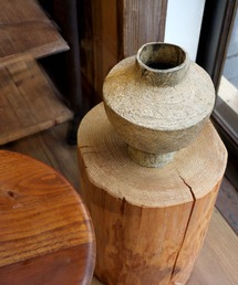 MONIQUE CHARTLAND by GOODY GRAMS（モニークチャートランドバイグッディグラムス）の「ALUMINUM VASE-REVERSED TRIANGLE（フラワーベース）」