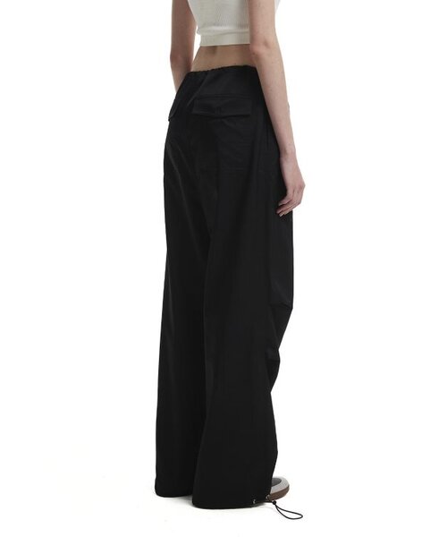 TRUNK PROJECT（トランクプロジェクト）の「Drawstring Pants_Black（スウェットパンツ・レディース・ブラック・SMALL/LARGE/X-SMALL）」の4枚目の写真