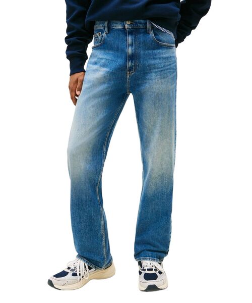 tommy jeans(トミー ジーンズ)の「レギュラーストレートジーンズ(デニムパンツ・メンズ・インディゴブルー・36inch/34inch/30inch/28inch/32inch)」の1枚目の写真