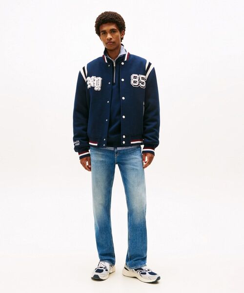 tommy jeans(トミー ジーンズ)の「レギュラーストレートジーンズ(デニムパンツ・メンズ・インディゴブルー・36inch/34inch/30inch/28inch/32inch)」の4枚目の写真