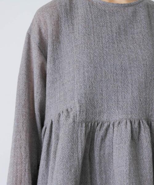 かぐれ（カグレ）の「ウールガーゼギャザープルオーバー（シャツ/ブラウス・レディース・ブラック/グレー系その他・FREE）」の13枚目の写真