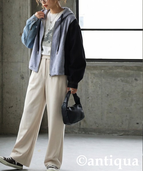 antiqua(アンティカ)の「異素材切替 裏毛×デニム パーカー(パーカー・レディース・ブラック/グレー・ONESIZE)」の15枚目の写真