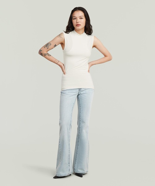 G-STAR(ジースター)の「Stevey 3D Flare Jeans/立体裁断ヴィンテージライクウォッシュ加工フレアジーンズ/ブーツカットデニムパンツ(デニムパンツ・レディース・ブルー系その他・25inch/26inch/24inch/27inch)」の5枚目の写真