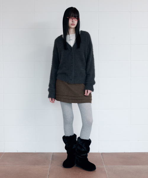 ROLAROLA(ロラロラ)の「WOOL BLENDED PINTUCK MINI SKIRT BROWN(スカート・レディース・ブラウン・S/M)」の2枚目の写真
